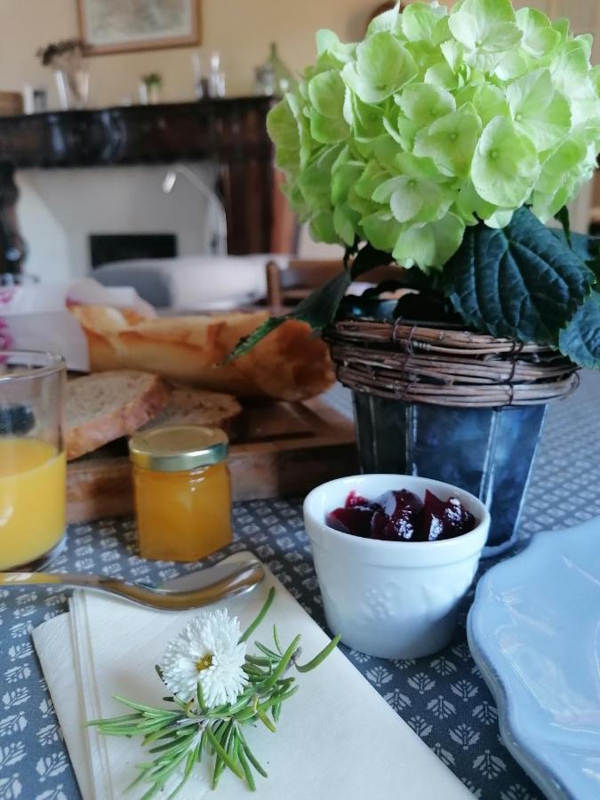 Bed and Breakfast Ferme De Bonavis Banteux Zewnętrze zdjęcie
